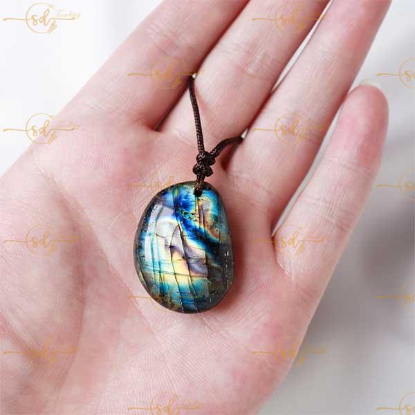 Labradorite Stone Pendant